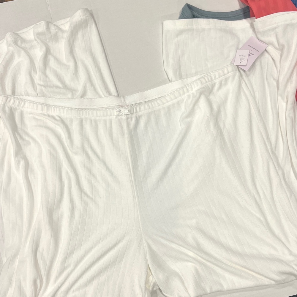 Target Lounge Pajama Bundle XXL - Picture 3 of 3